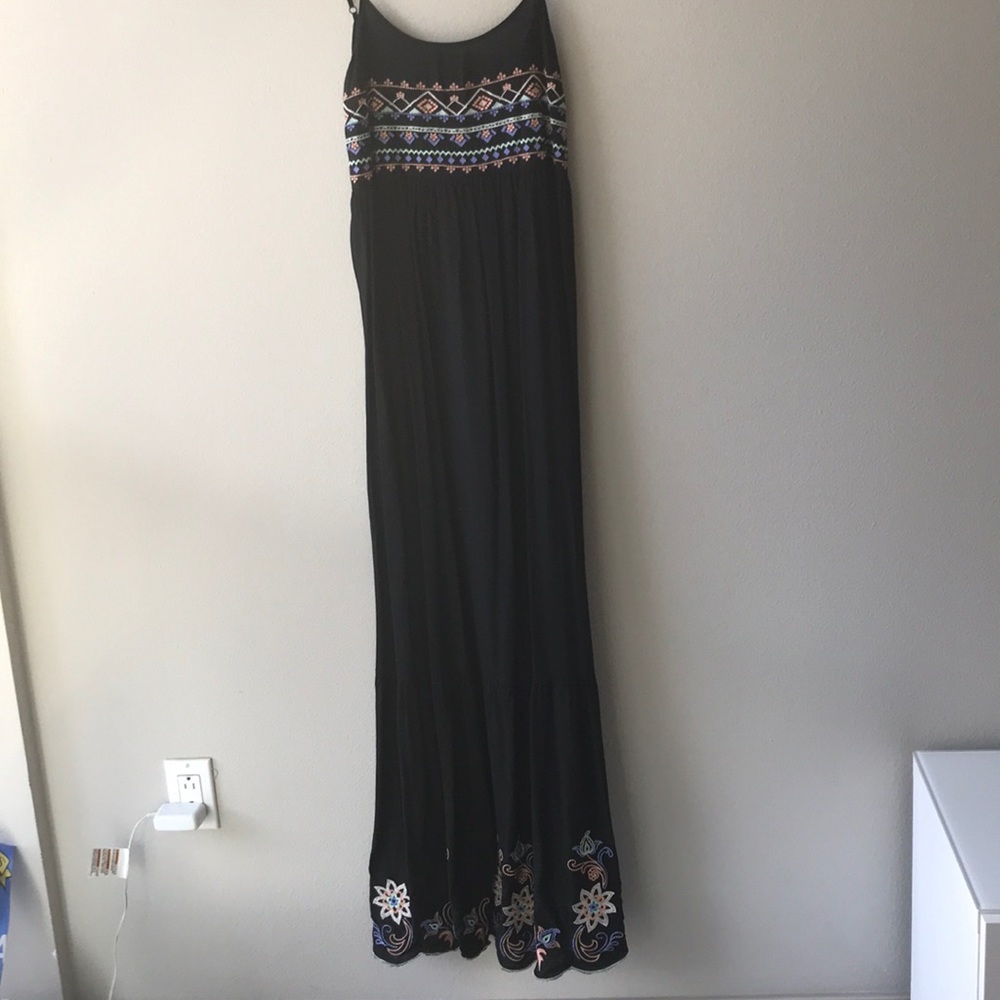 Black maxi dress w colorful embroidery, open back